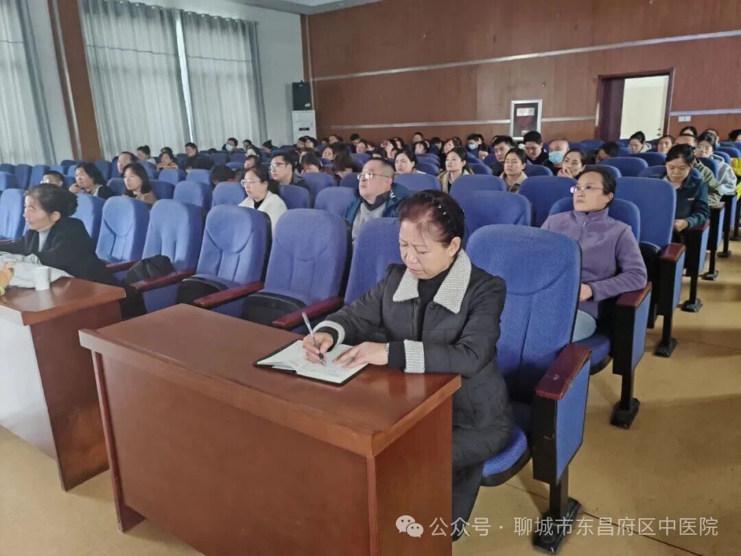 我院举办医疗质量提升行动暨医疗质量管理培训会
